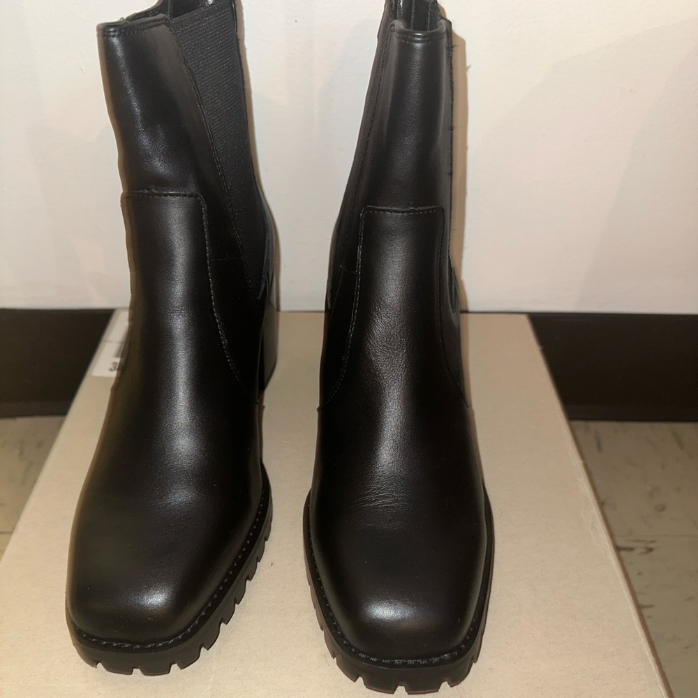 ALEX SQUARE TOE BOOT